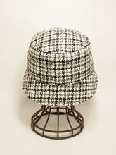 Load image into Gallery viewer, ツイード・バケットハットX8203