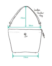 Load image into Gallery viewer, Clutch EX132 (with Leather Shoulder Strap)