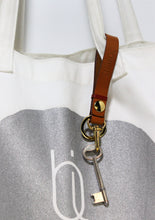 画像をギャラリービューアに読み込む, キーホルダー(全4色)