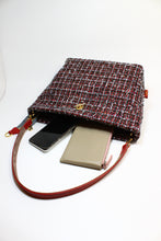 Load image into Gallery viewer, Clutch EX132 (with Leather Shoulder Strap)