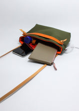 画像をギャラリービューアに読み込む, ベアーズ・ポシェット(全4色)