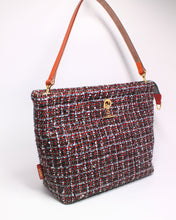 Load image into Gallery viewer, Clutch EX132 (with Leather Shoulder Strap)