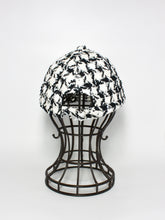 Load image into Gallery viewer, Tweed Cap