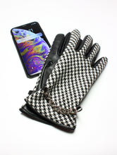 Load image into Gallery viewer, Tweed Gloves