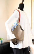 Load image into Gallery viewer, Shell Tote (with Leather Handles &amp; Shoulder Straps)
